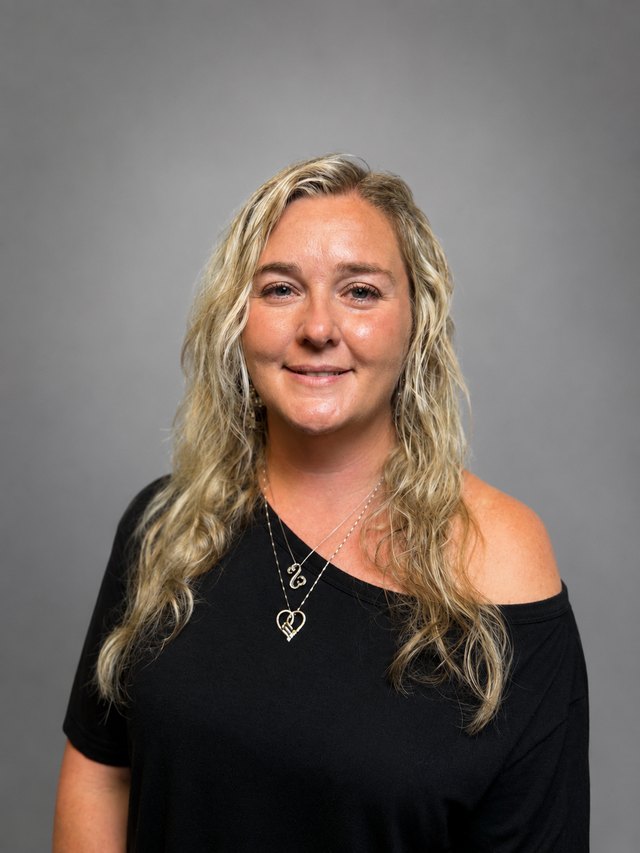 Holly Shore